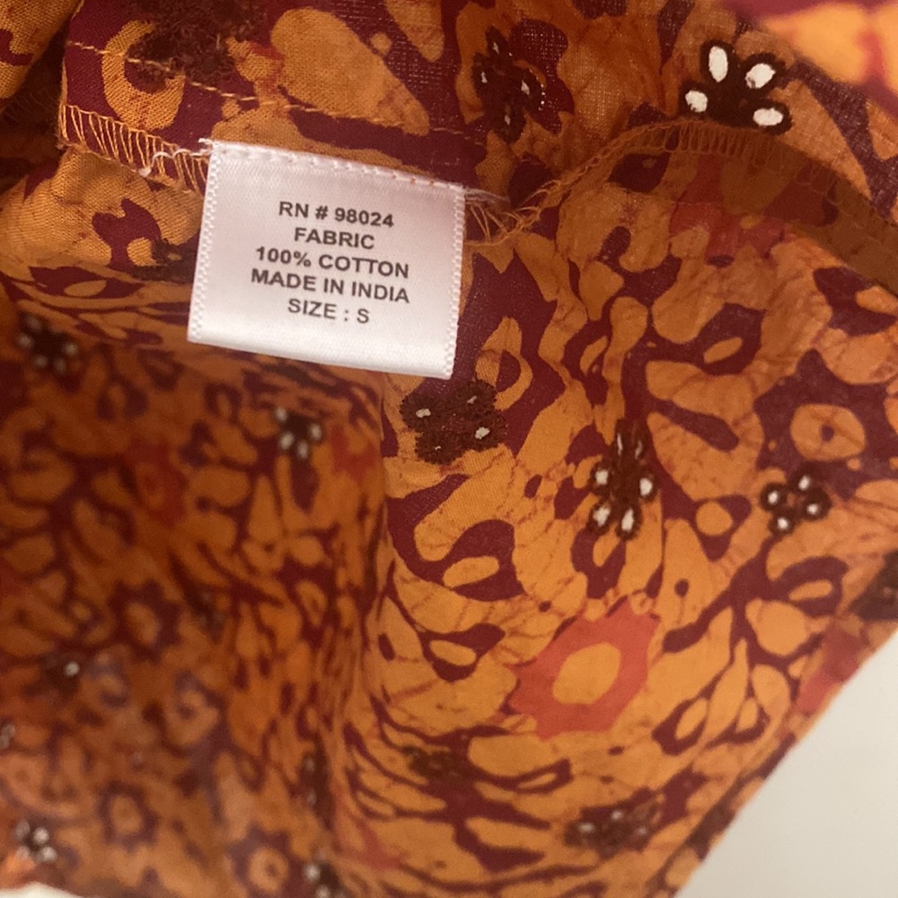 Jennifer & Grace Eyelet Embroidered Boho Short Sleeve Blouse - Picture 5 of 6